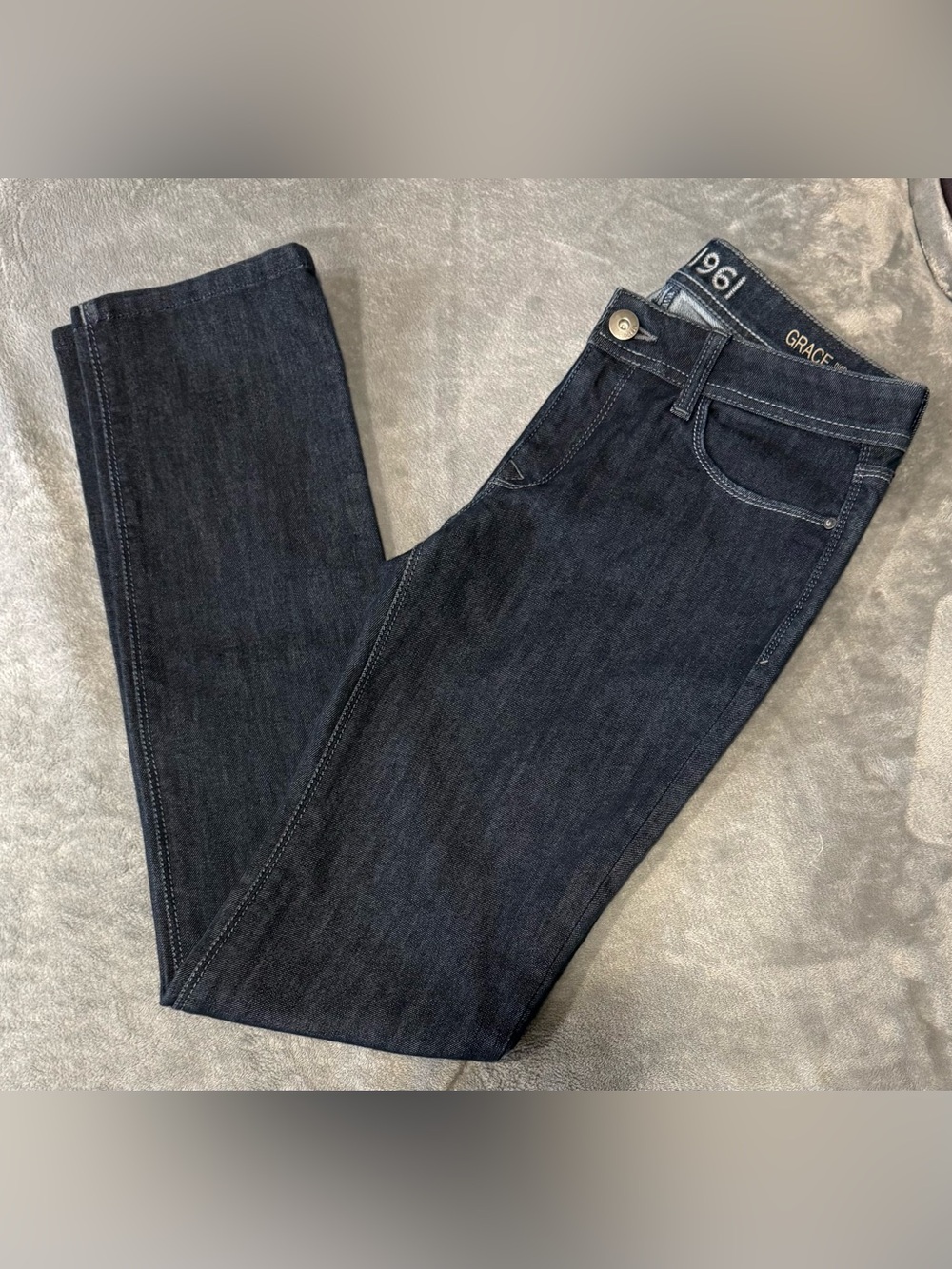 DL1961 High Rise Straight Jean in Dark Wash
